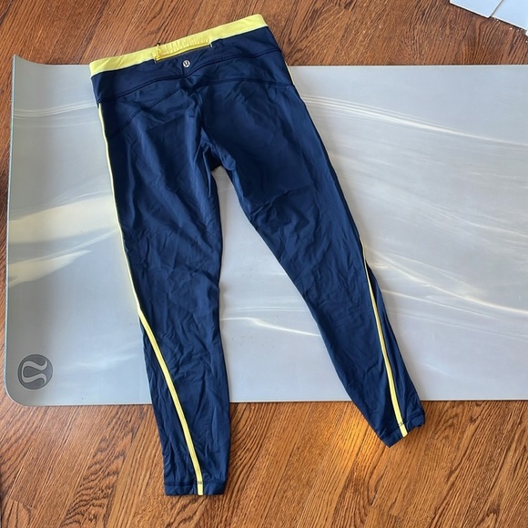 Lululemon I 8 - Picture 4 of 8